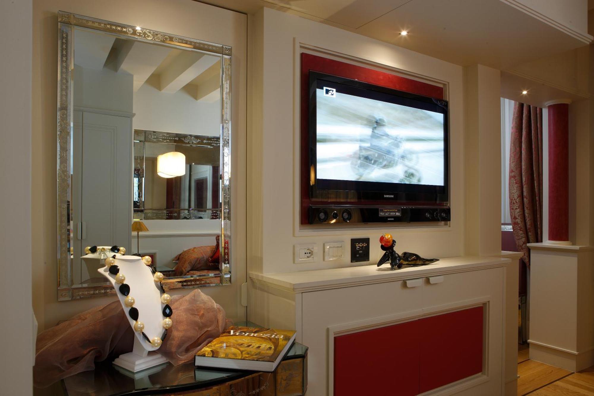 Canaletto Luxury Suites - San Marco Luxury Venecia Exterior foto